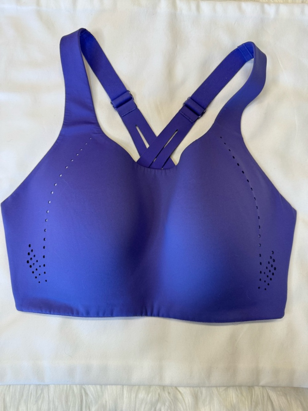 Lululemon Althetica Air Support Bra, Bra in Charged Indigo 34 DDD - Picture 7 of 14